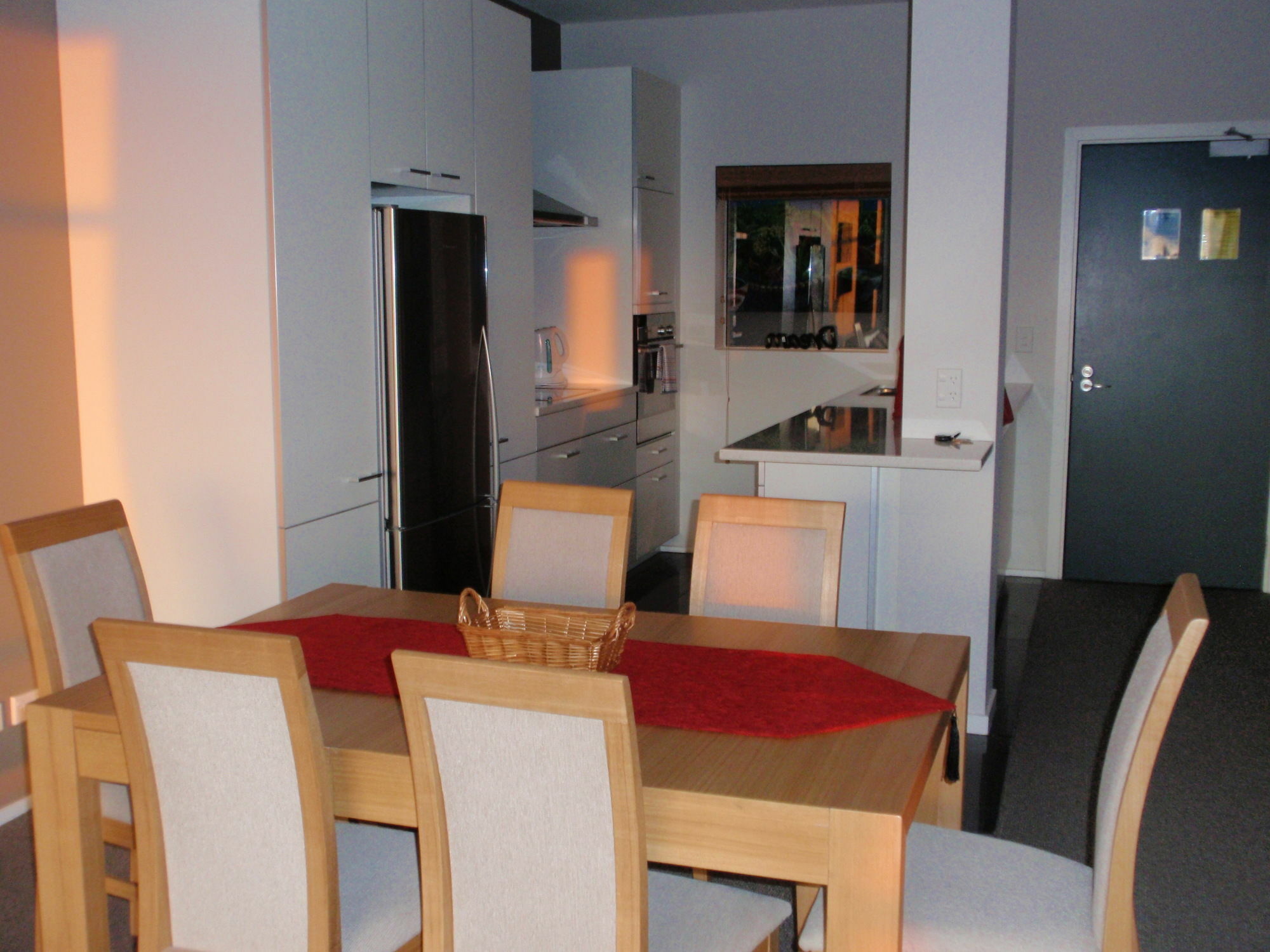 Marina View Apartments Гисборн Экстерьер фото